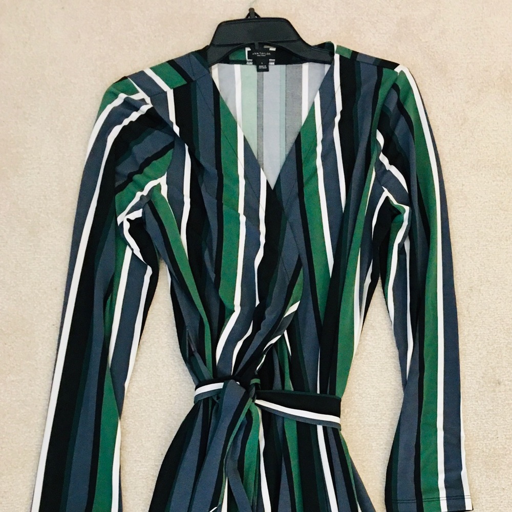 Ann Taylor: Wrap Around Dress